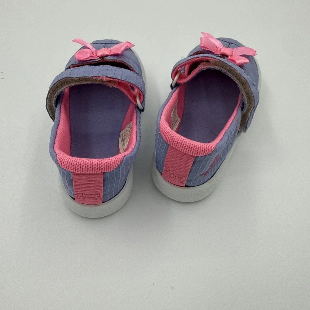 The North Face Toddler Size 5 Soft Mary Jane Lavendar & Pink Shoes